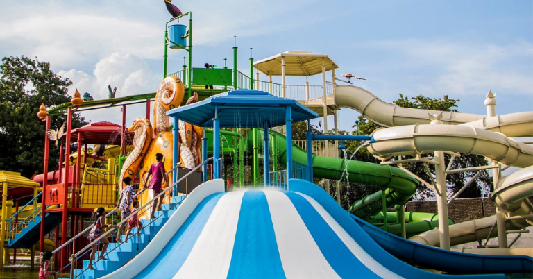 7 Best Water Parks In Delhi NCR - Beat The Summer Heat - PiggyRide